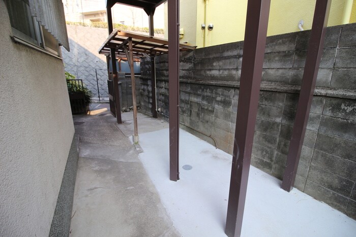 物件外観写真5　(駐輪場)