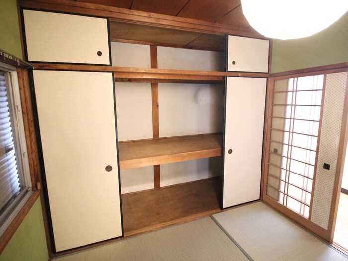 物件内観写真10　(収納)