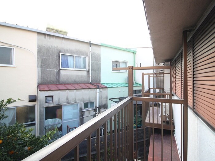 物件内観写真17　(室内からの展望)