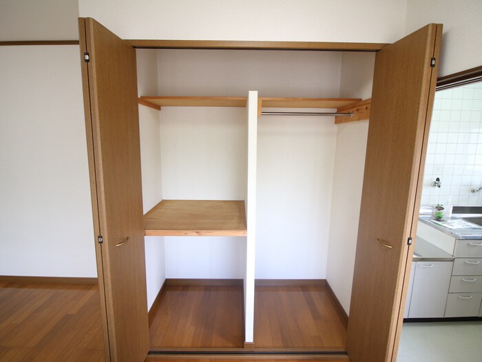 物件内観写真10　(収納)