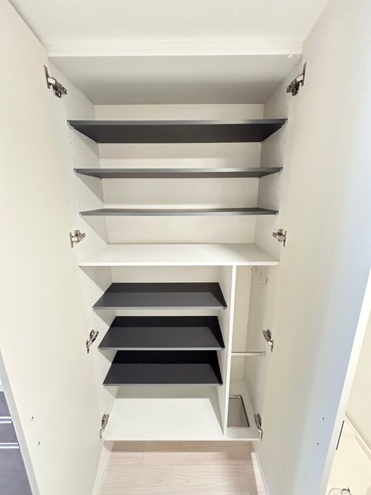 物件内観写真16　(靴箱)