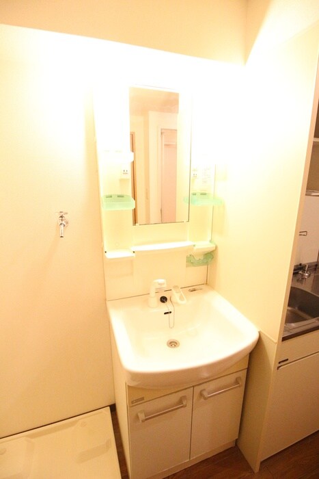 物件内観写真11　(洗面)