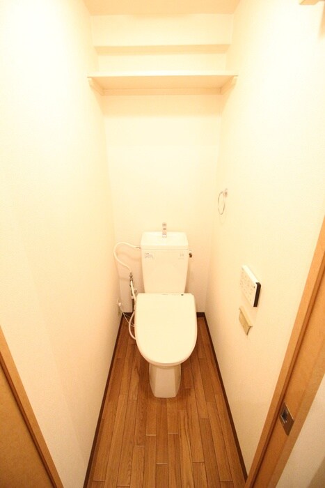 物件内観写真11　(トイレ)