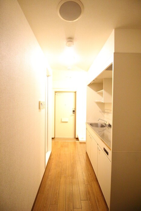 物件内観写真18　(廊下)