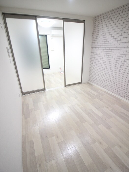 物件内観写真14　(居室)