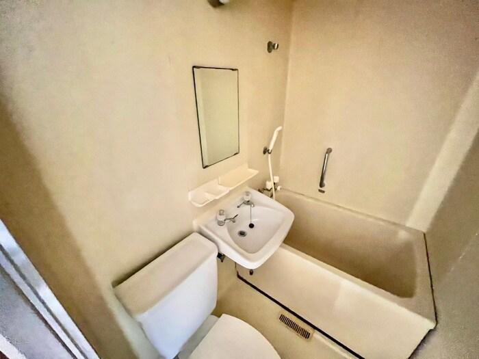 物件内観写真11　(洗面)