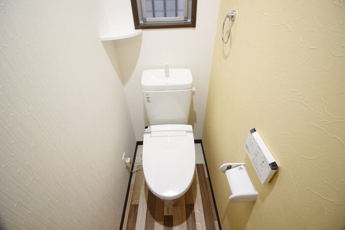 物件内観写真10　(トイレ)