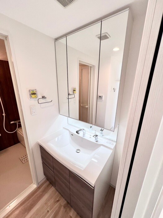 物件内観写真15　(洗面)