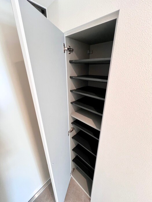 物件内観写真17　(靴箱)