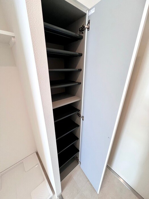 物件内観写真18　(靴箱)