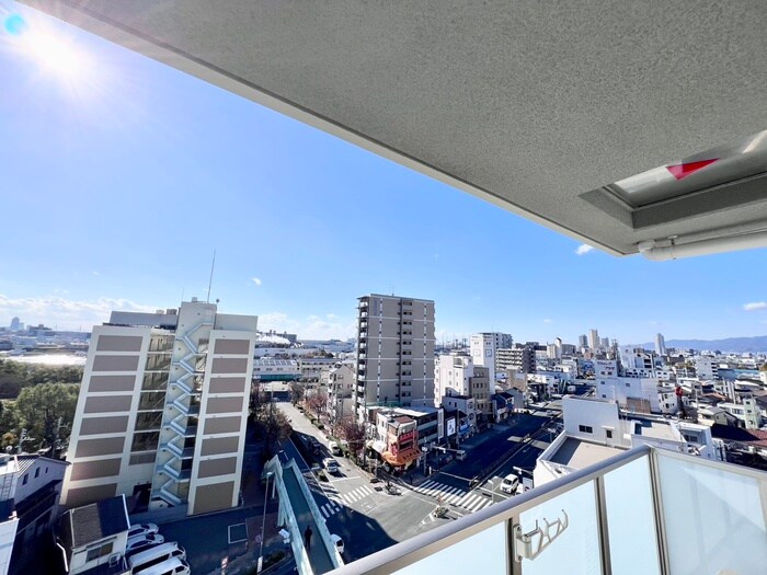 物件内観写真20　(室内からの展望)