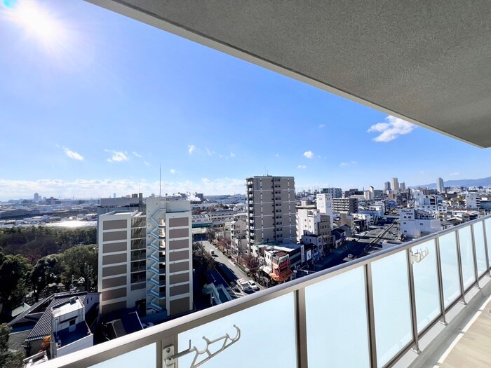 物件内観写真21　(室内からの展望)