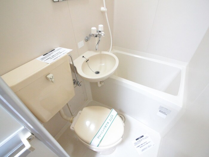 物件内観写真12　(バス／シャワールーム等)