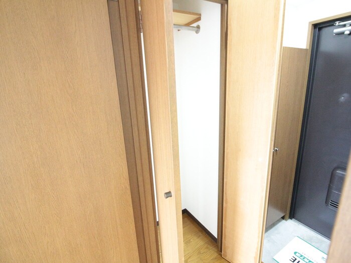 物件内観写真14　(収納)