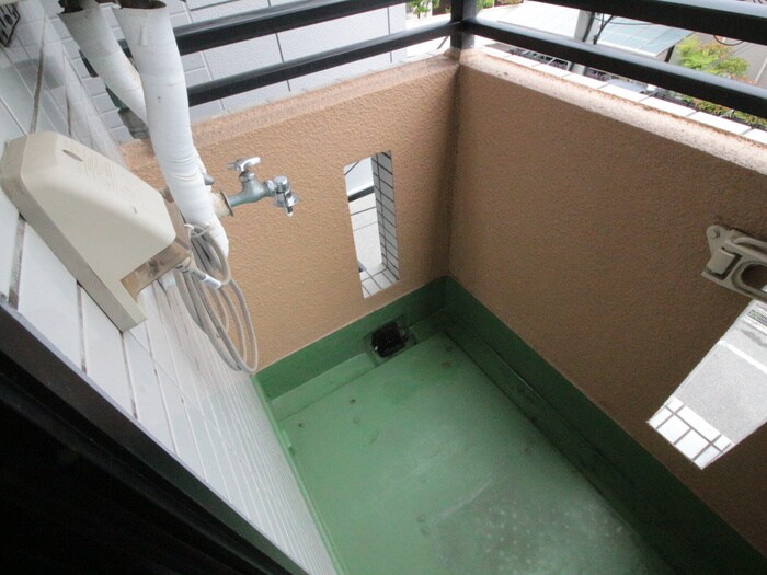 物件内観写真21　(洗濯機置場)