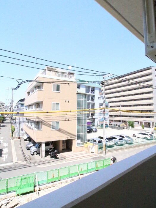 物件内観写真20　(室内からの展望)