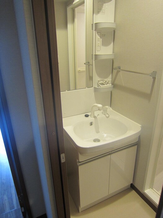 物件内観写真8　(洗面)