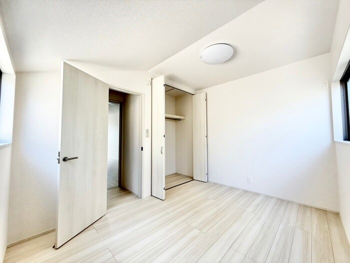 物件内観写真9　(居室)