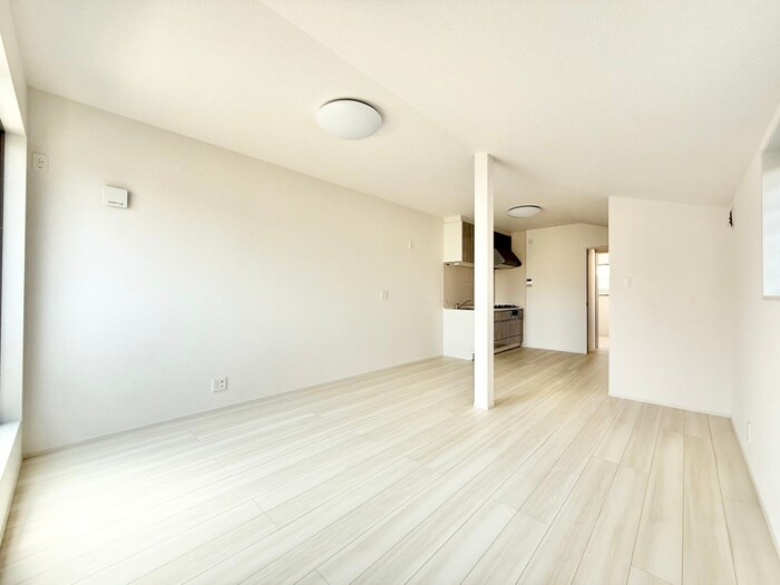 物件内観写真11　(居室)