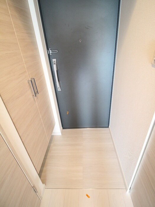 物件内観写真15　(玄関)