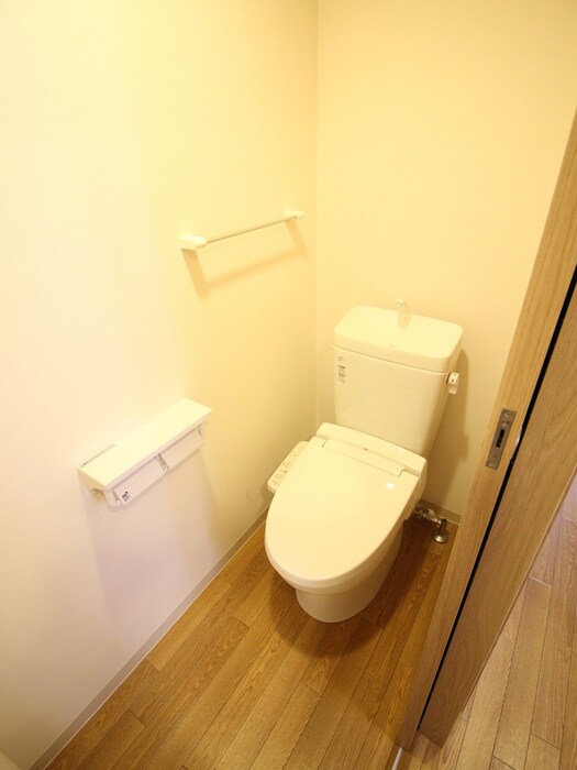 物件内観写真11　(トイレ)