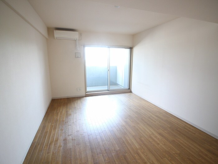 物件内観写真13　(居室)