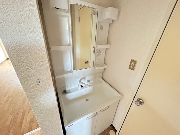 物件内観写真14　(洗面)