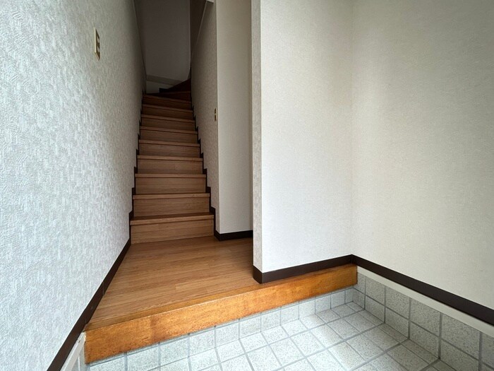 物件内観写真20　(廊下)