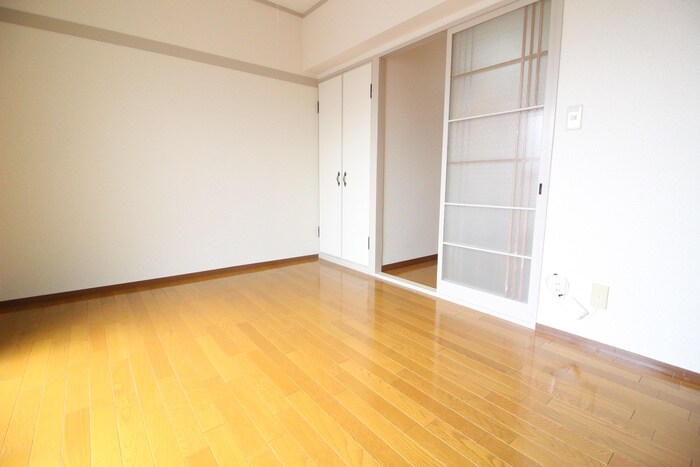 物件内観写真10　(居室)