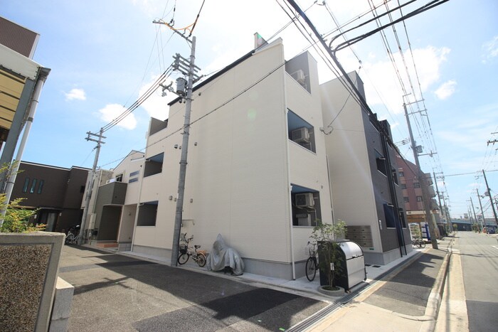 物件外観写真4　(駐輪場)