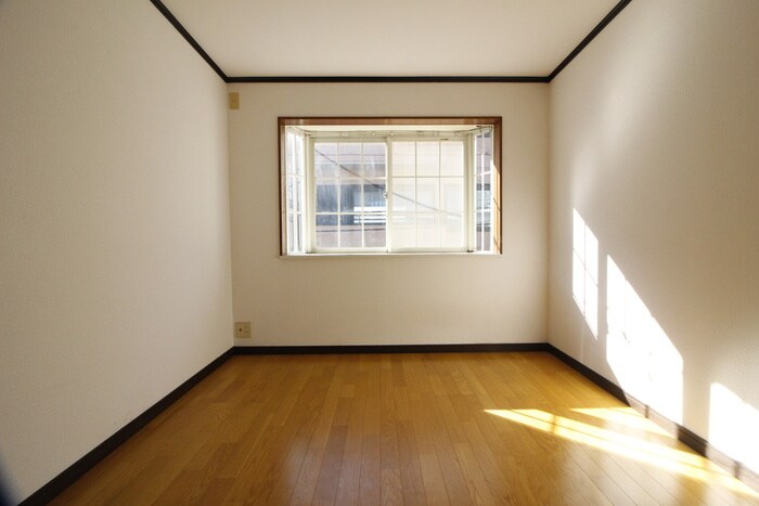 物件内観写真21　(居室)