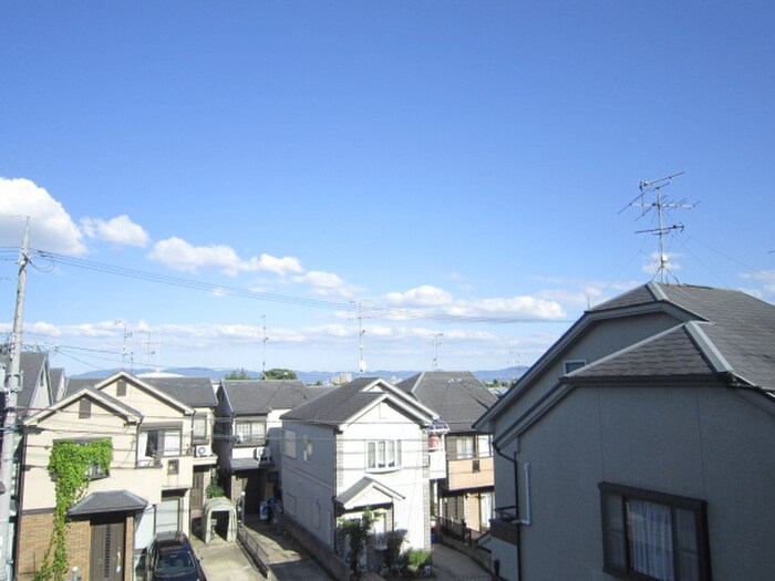 物件内観写真13　(室内からの展望)