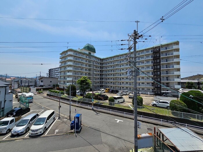 物件内観写真13　(室内からの展望)