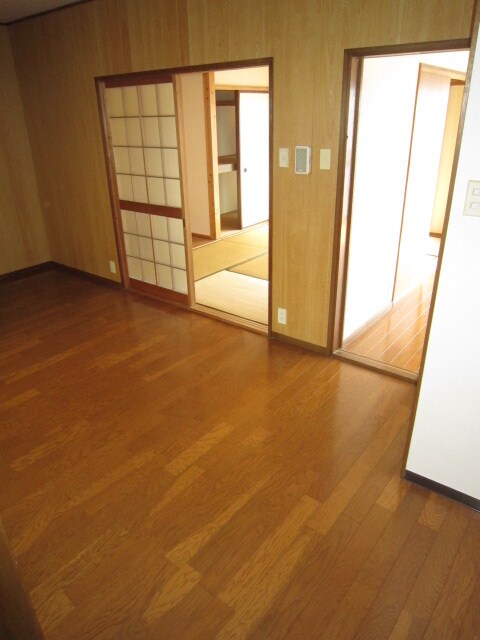 物件内観写真7　(居室)