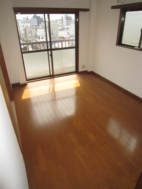 物件内観写真12　(居室)