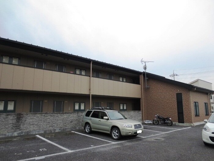 物件外観写真2　(外観写真)