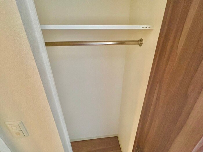 物件内観写真15　(収納)