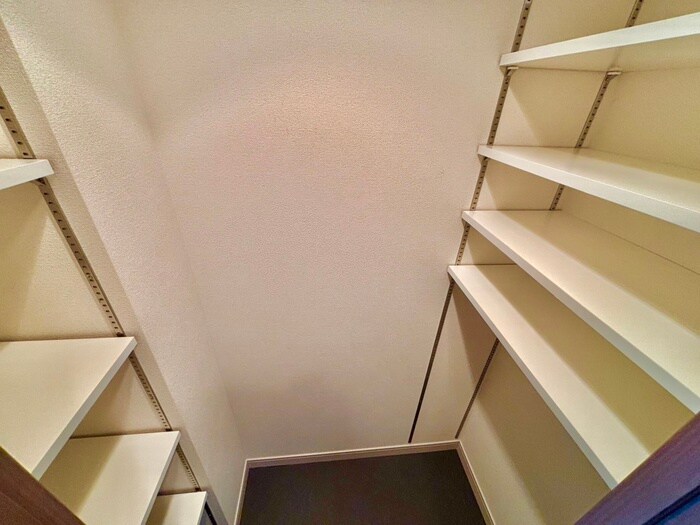物件内観写真18　(靴箱)