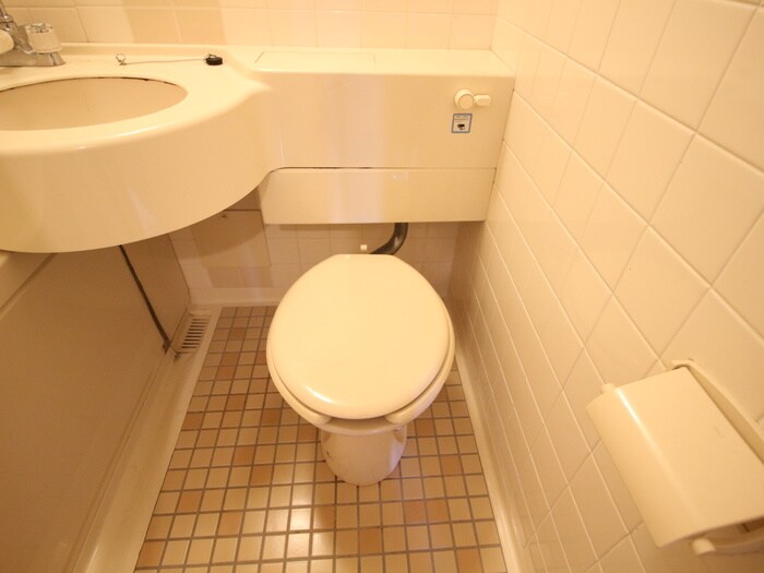 物件内観写真17　(トイレ)