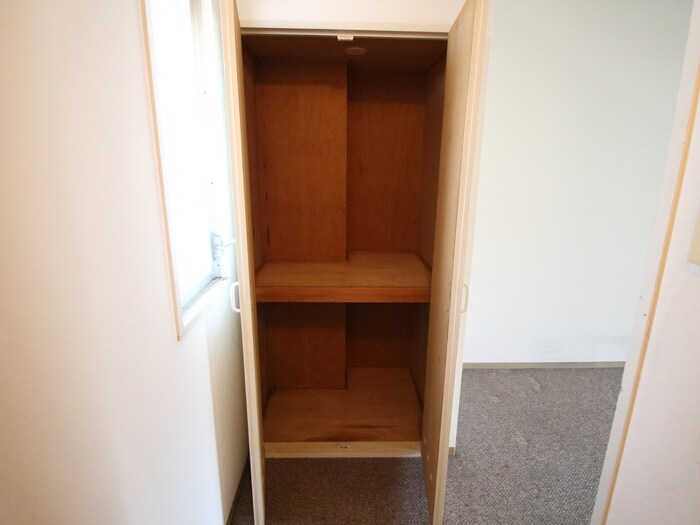 物件内観写真18　(収納)
