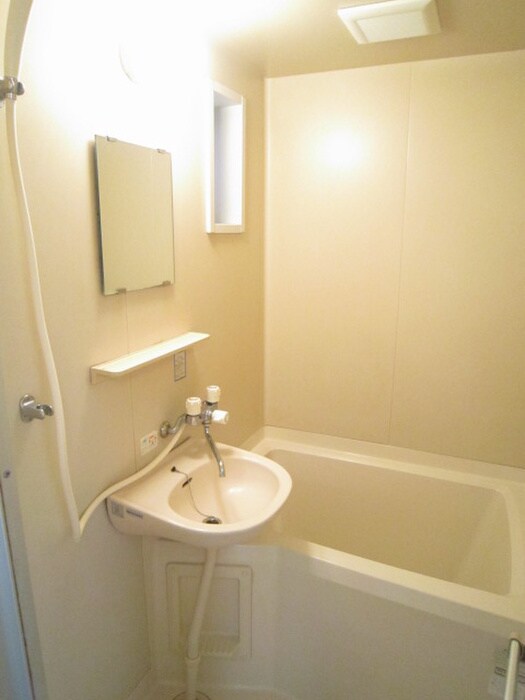 物件内観写真10　(洗面)