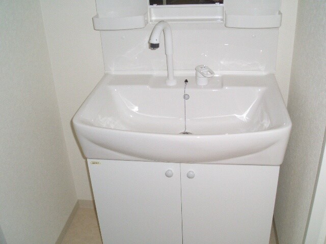 物件内観写真7　(洗面)