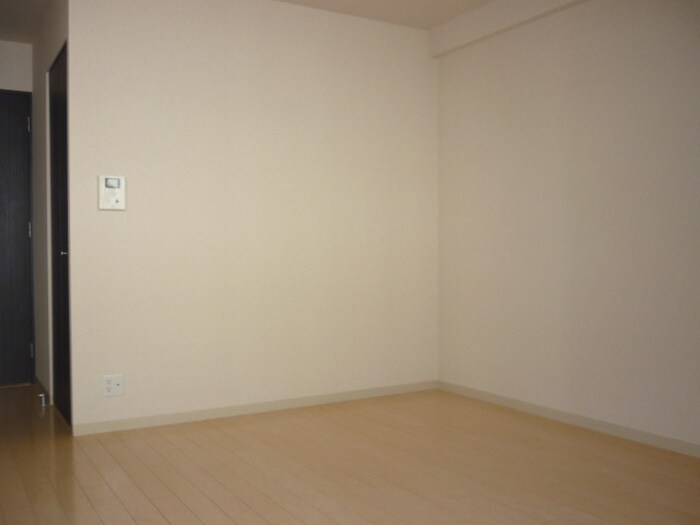 物件内観写真21　(居室)