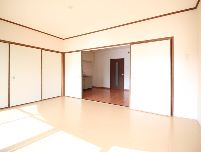 物件内観写真7　(居室)