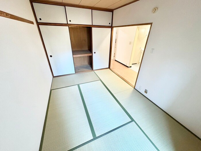 物件内観写真11　(居室)