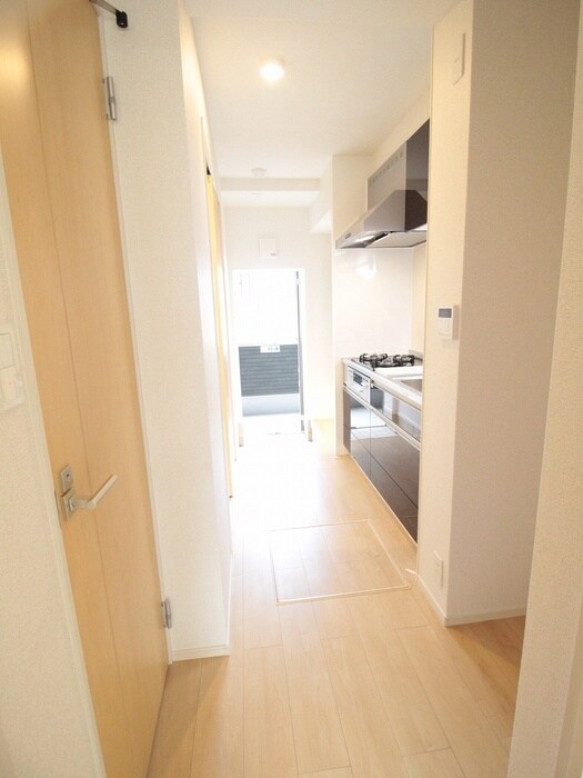 物件内観写真20　(廊下)