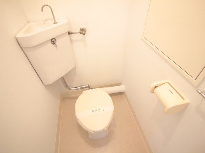 物件内観写真12　(トイレ)