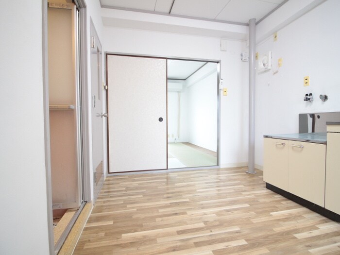 物件内観写真21　(居室)