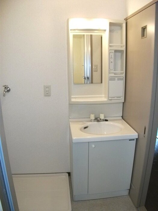 物件内観写真7　(洗面)