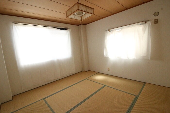 物件内観写真11　(居室)